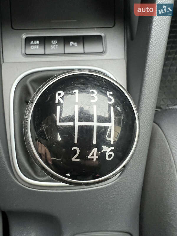 Универсал Volkswagen Golf 2009 в Луцке