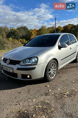 Хэтчбек Volkswagen Golf 2004 в Балте