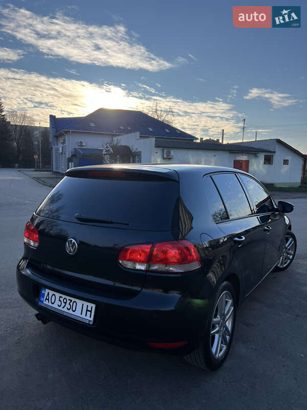 Хетчбек Volkswagen Golf 2009 в Мукачевому