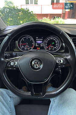 Универсал Volkswagen Golf 2015 в Глыбокой