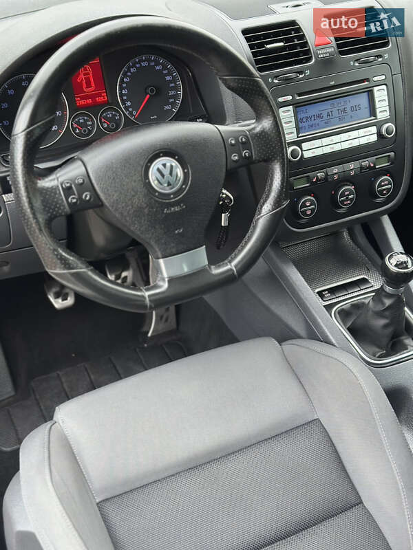 Хетчбек Volkswagen Golf 2007 в Мельниці-Подільській