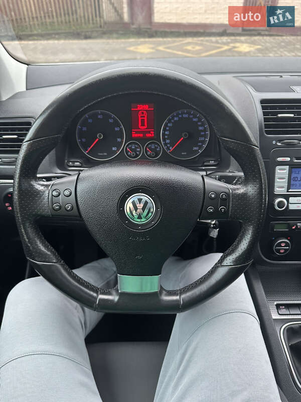 Хетчбек Volkswagen Golf 2007 в Мельниці-Подільській