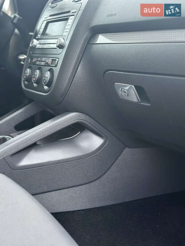 Хетчбек Volkswagen Golf 2007 в Мельниці-Подільській