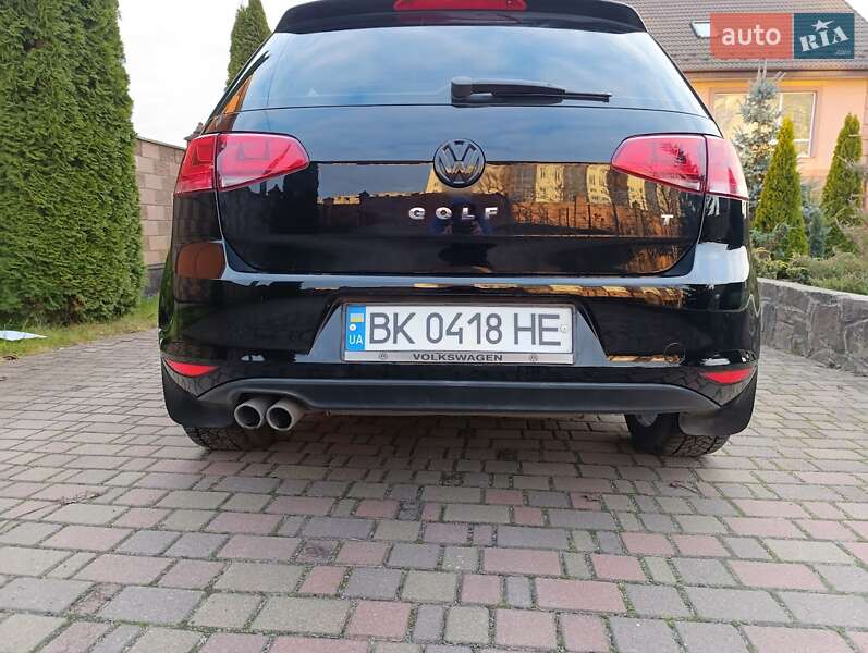 Хетчбек Volkswagen Golf 2015 в Костопілі