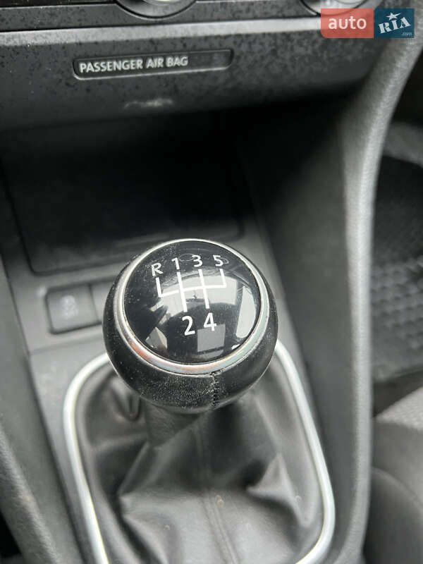 Універсал Volkswagen Golf 2010 в Тернополі