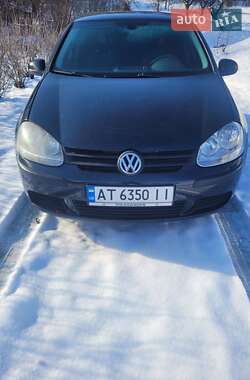 Хэтчбек Volkswagen Golf 2005 в Коломые
