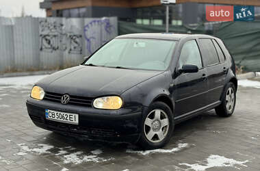 Хетчбек Volkswagen Golf 2000 в Вінниці