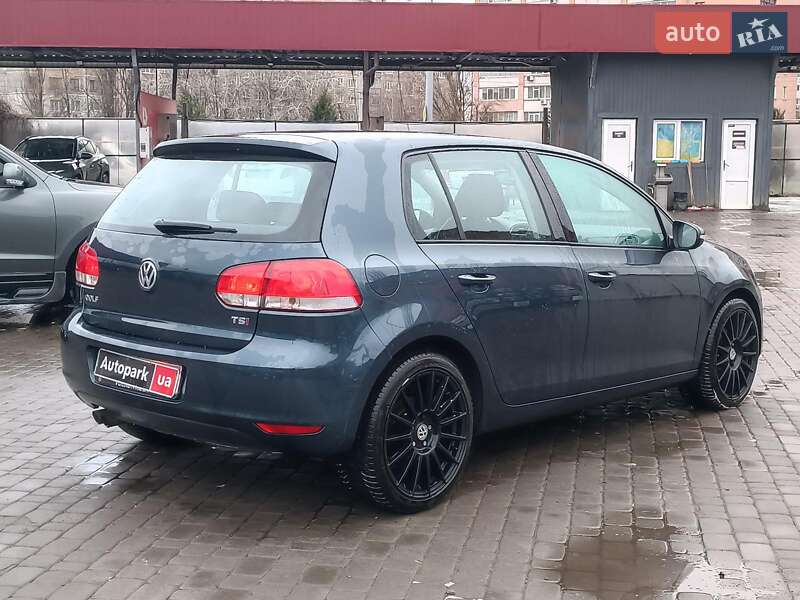 Хетчбек Volkswagen Golf 2010 в Харкові