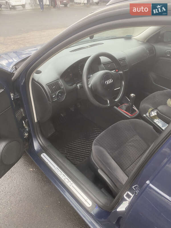 Універсал Volkswagen Golf 2000 в Києві