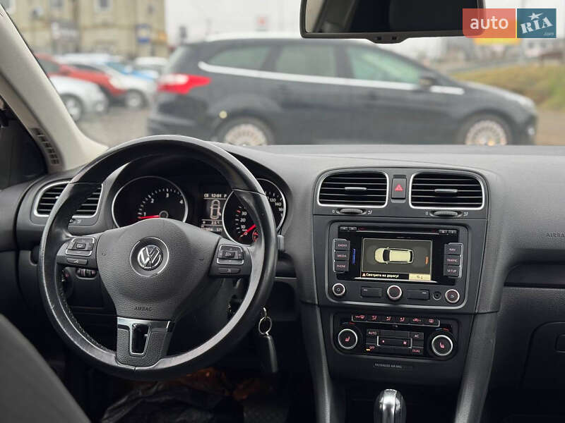 Універсал Volkswagen Golf 2012 в Стрию