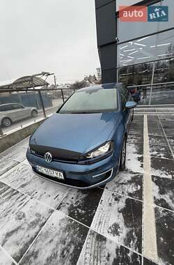 Хетчбек Volkswagen Golf 2014 в Луцьку