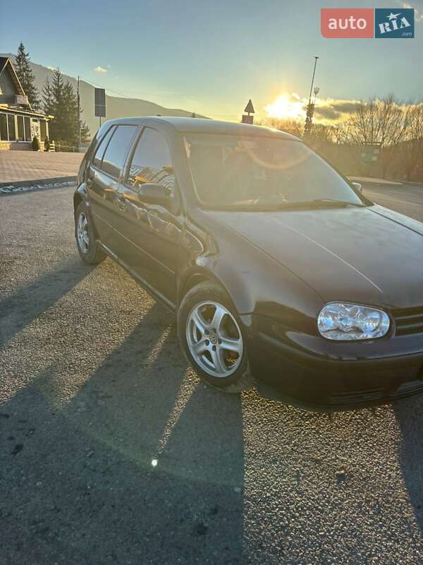 Хэтчбек Volkswagen Golf 1999 в Мукачево