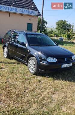 Універсал Volkswagen Golf 2002 в Кельменцях