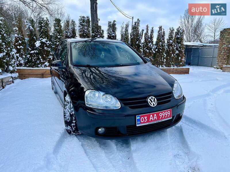 Хетчбек Volkswagen Golf 2008 в Полтаві
