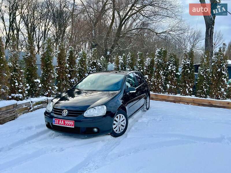 Хетчбек Volkswagen Golf 2008 в Полтаві