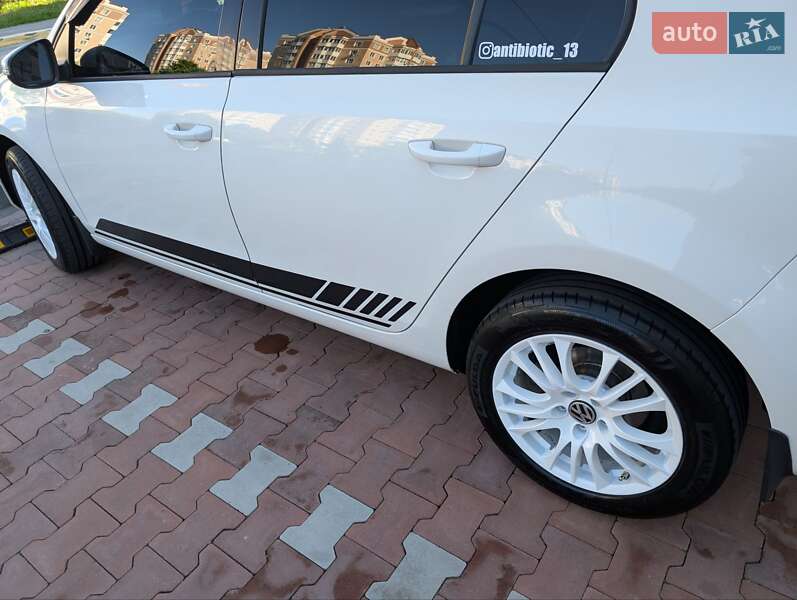 Хетчбек Volkswagen Golf 2010 в Бучі