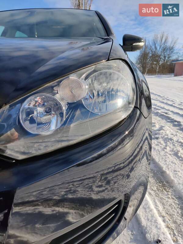 Хетчбек Volkswagen Golf 2009 в Баришівка