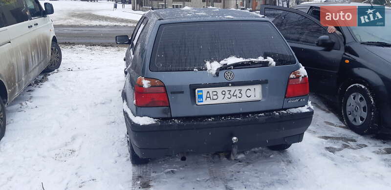 Хэтчбек Volkswagen Golf 1995 в Калиновке