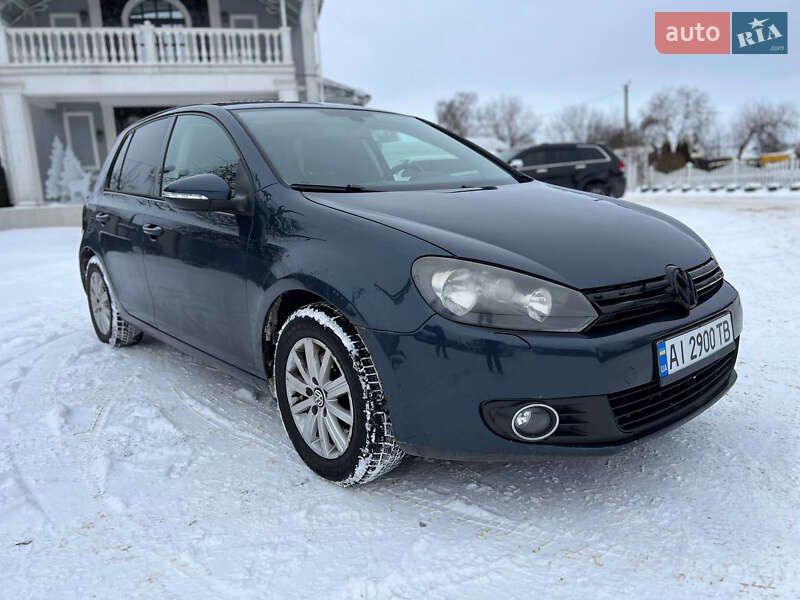 Хетчбек Volkswagen Golf 2012 в Козелеці
