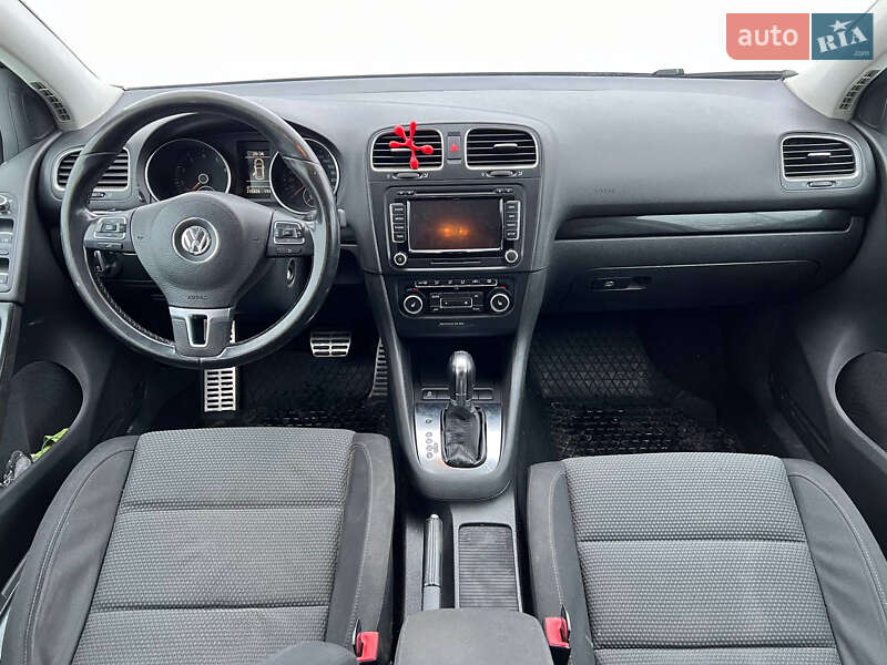 Хетчбек Volkswagen Golf 2012 в Козелеці