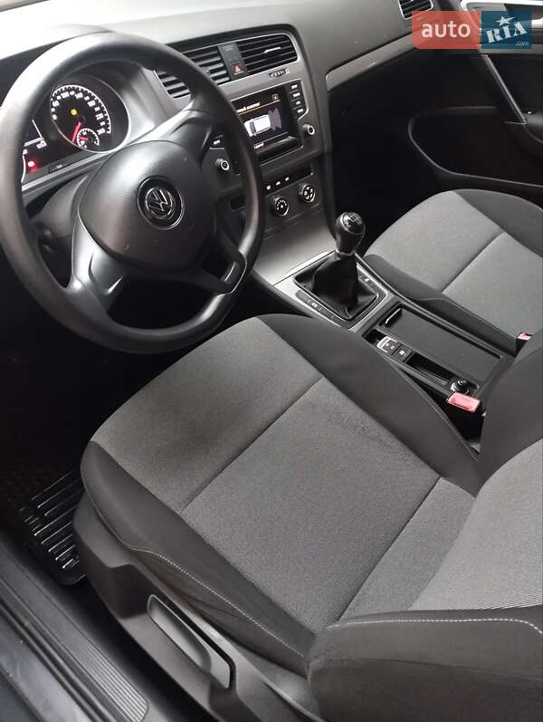 Универсал Volkswagen Golf 2014 в Мукачево