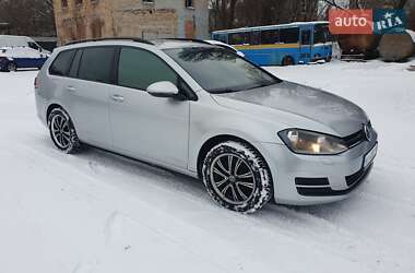 Універсал Volkswagen Golf 2015 в Києві