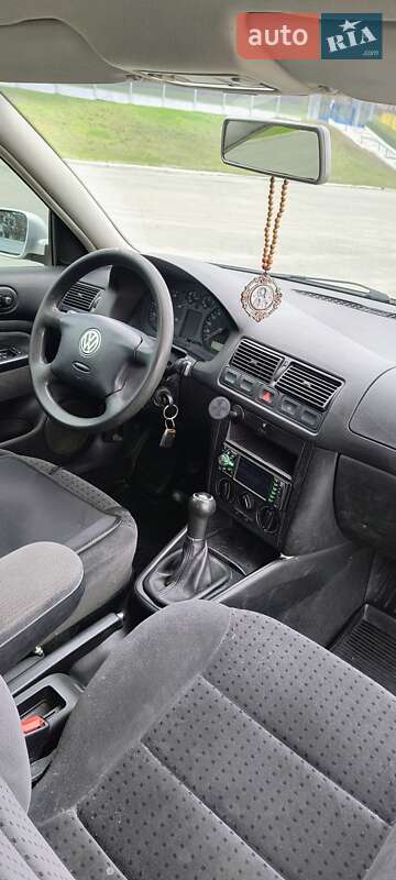 Універсал Volkswagen Golf 2000 в Обухові