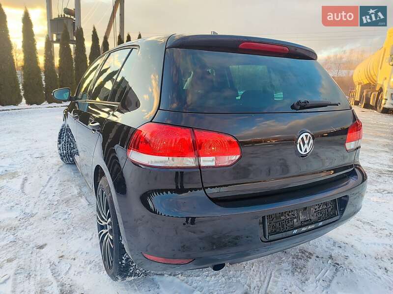 Хетчбек Volkswagen Golf 2010 в Івано-Франківську