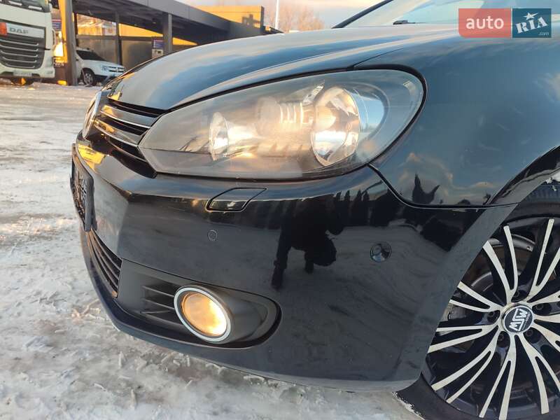 Хетчбек Volkswagen Golf 2010 в Івано-Франківську