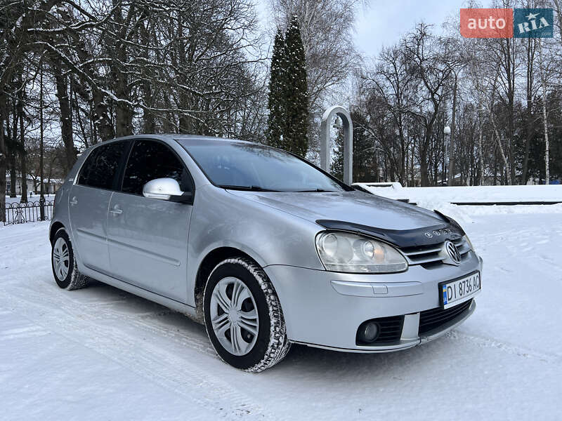Хэтчбек Volkswagen Golf 2006 в Нежине