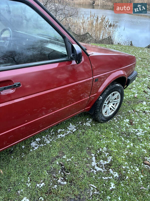 Хетчбек Volkswagen Golf 1984 в Первомайську