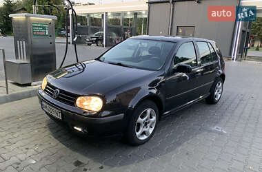 Хэтчбек Volkswagen Golf 2001 в Житомире