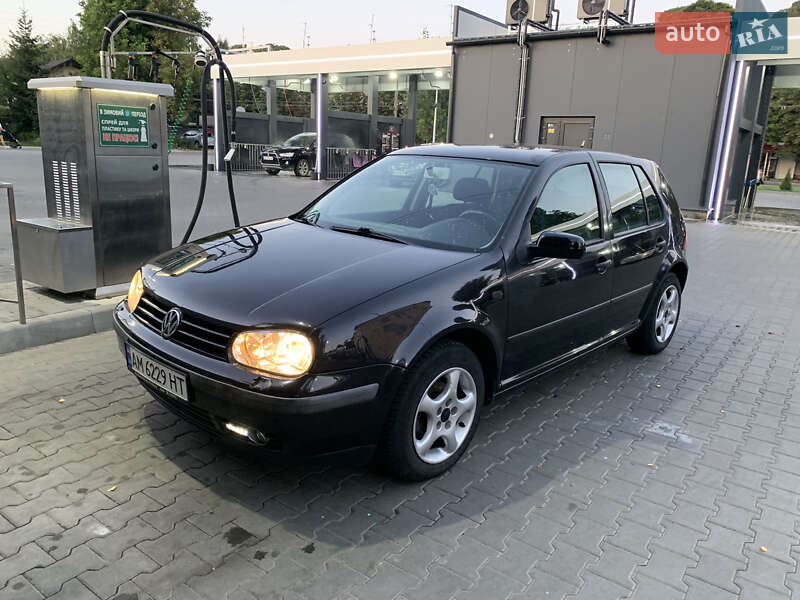 Volkswagen Golf 2001