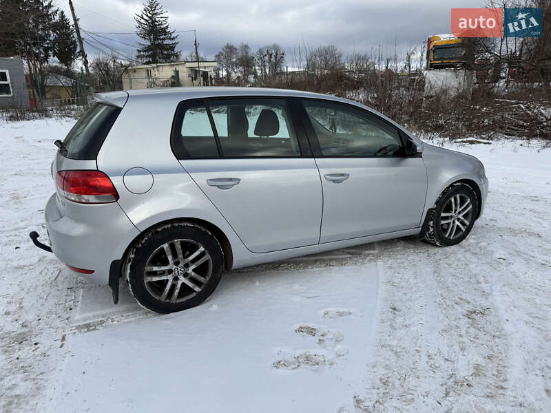 Хетчбек Volkswagen Golf 2010 в Вінниці