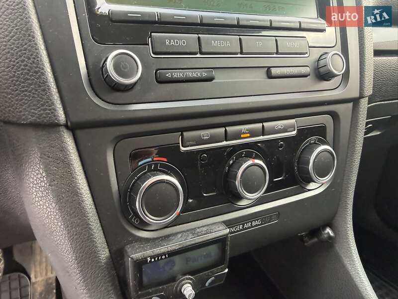 Хетчбек Volkswagen Golf 2010 в Вінниці