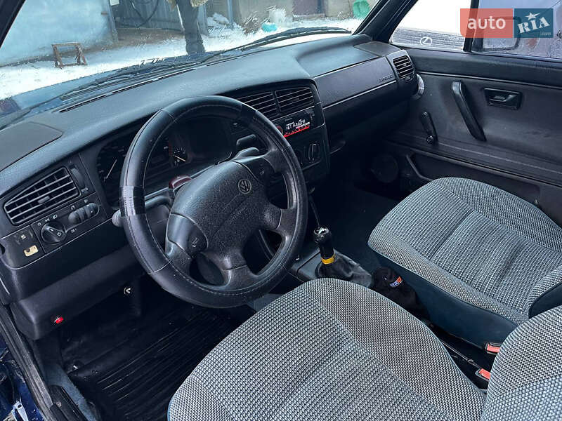 Хетчбек Volkswagen Golf 1986 в Гайсину