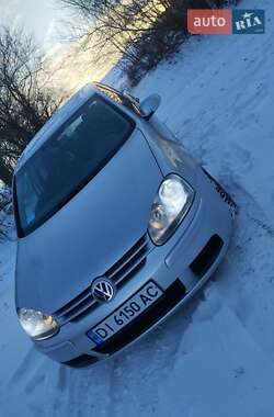 Хэтчбек Volkswagen Golf 2004 в Днепре