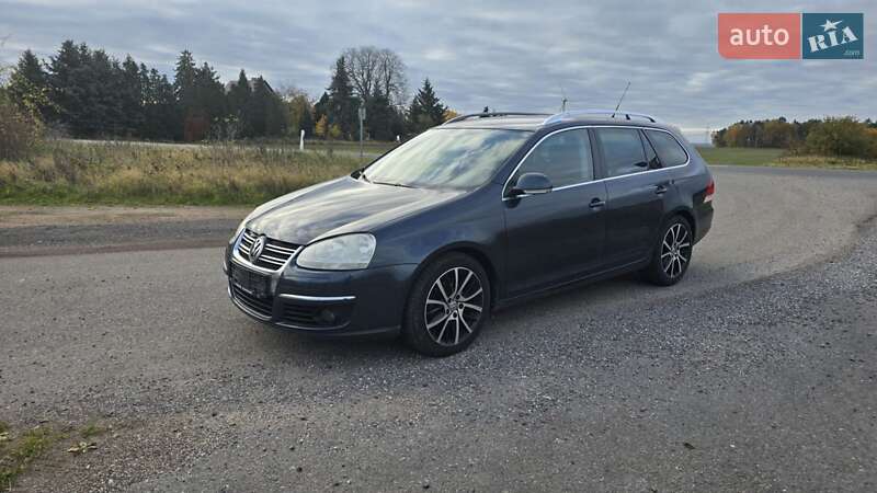 Универсал Volkswagen Golf 2009 в Светловодске