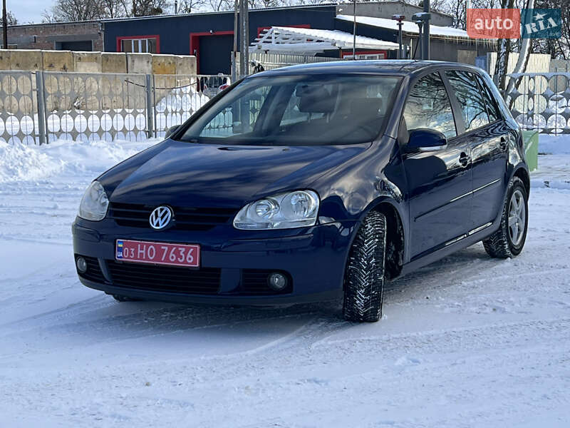 Хетчбек Volkswagen Golf 2007 в Лубнах