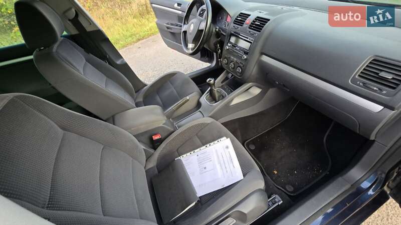 Универсал Volkswagen Golf 2009 в Светловодске