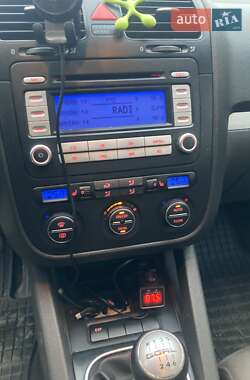 Хетчбек Volkswagen Golf 2006 в Тальному
