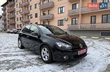 Хетчбек Volkswagen Golf 2010 в Ужгороді