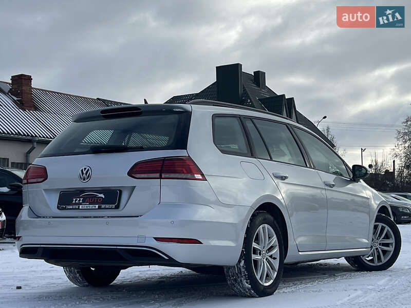 Универсал Volkswagen Golf 2019 в Луцке