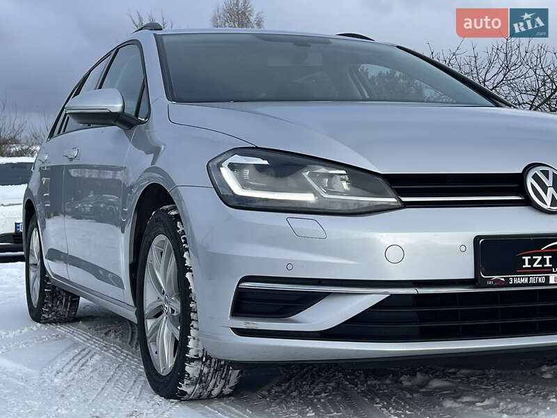 Универсал Volkswagen Golf 2019 в Луцке