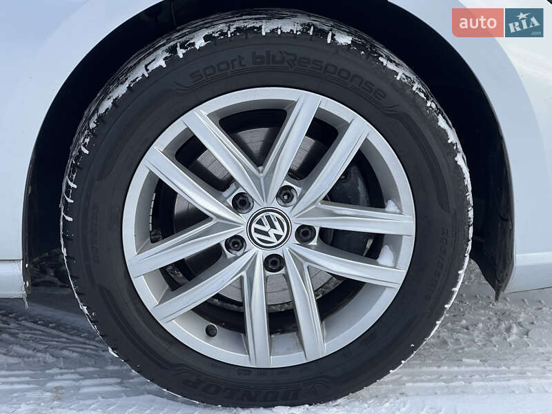 Универсал Volkswagen Golf 2019 в Луцке