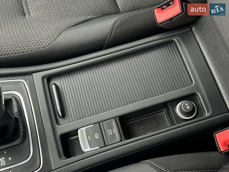 Универсал Volkswagen Golf 2019 в Луцке