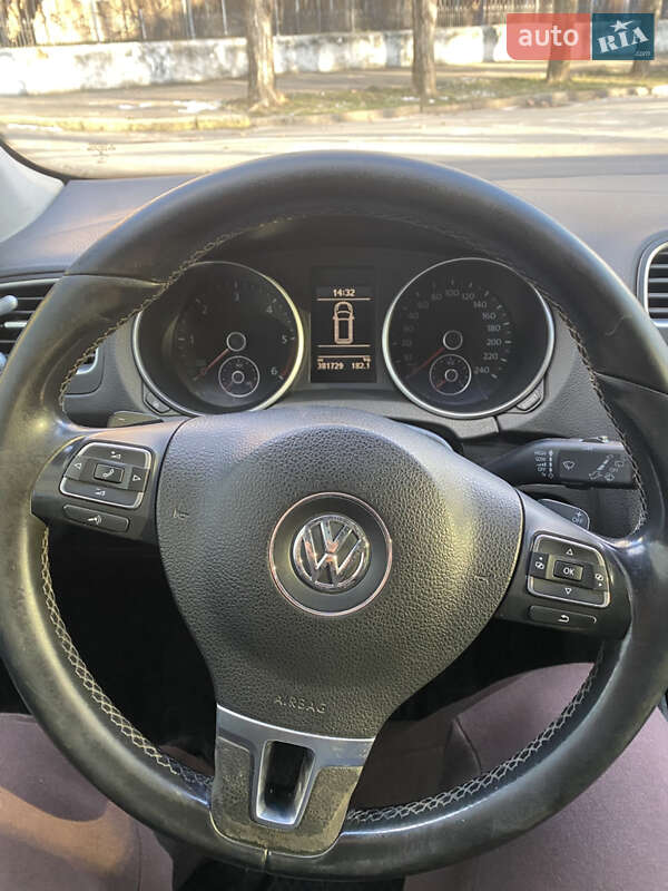 Универсал Volkswagen Golf 2010 в Николаеве фото 10 Универсал Volkswagen Golf 2010 в Николаеве
