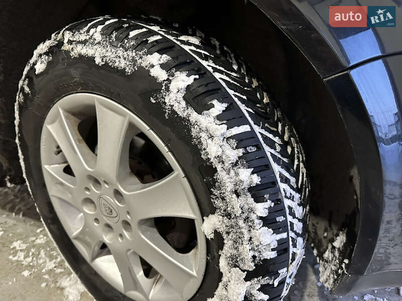 Хэтчбек Volkswagen Golf 2003 в Бучаче