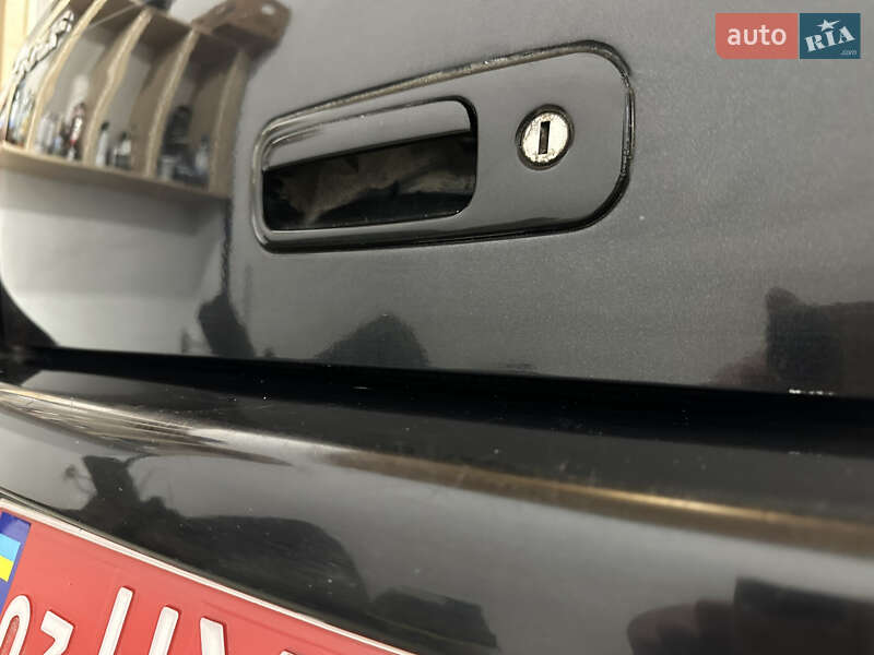 Хэтчбек Volkswagen Golf 2003 в Бучаче