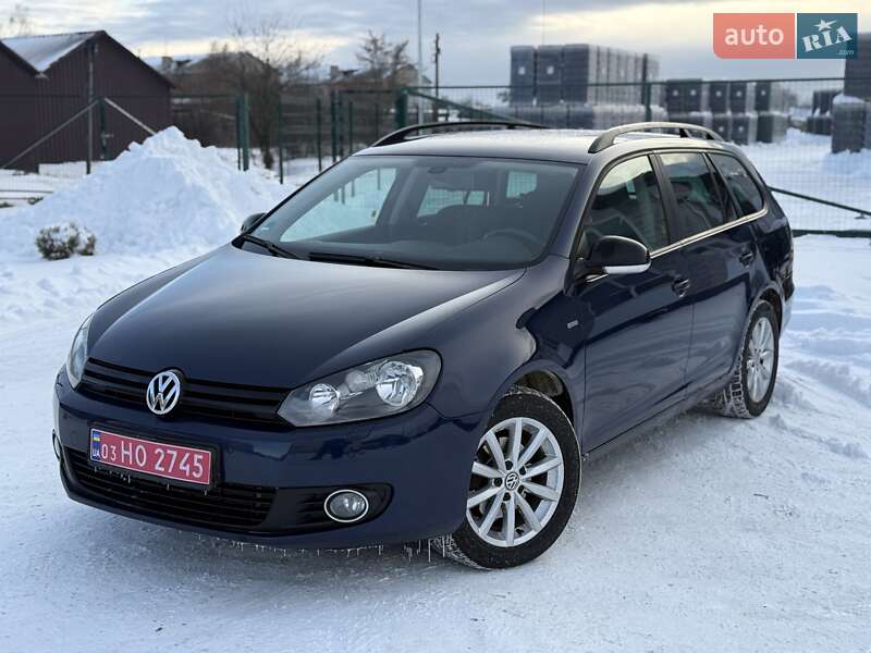 Универсал Volkswagen Golf 2012 в Сарнах